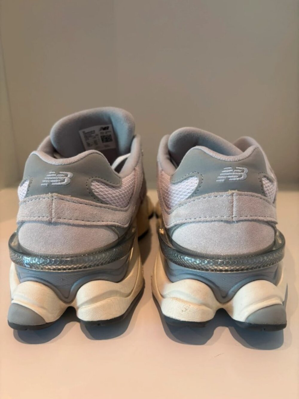 New Balance 9060 Grey Sneakers Women's US 7 / Men's US 5.5 - Picture 5 of 7